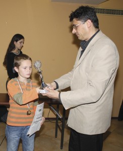 4c0ca5cc49471_10-Shah-4