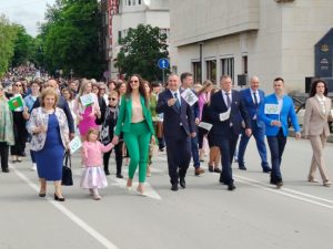 s_499807979_10222843994088426_6414482116591600337_n1748079411