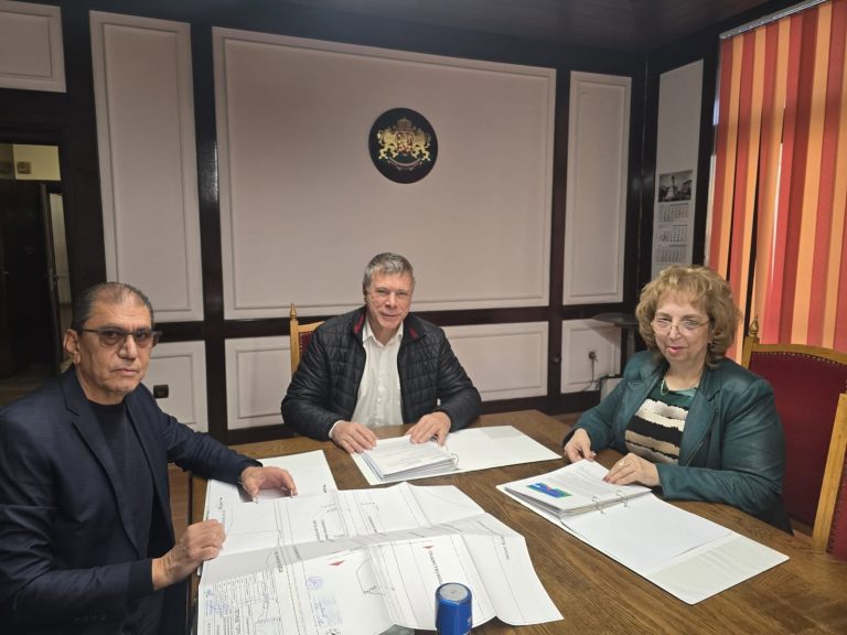 Забележителности | Проектът за удължаване на пистата за излитане и кацане на Летище – Горна Оряховица официално бе внесен в Общината