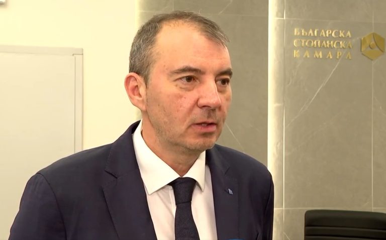 Забележителности | Управителят на “Кроношпан”: “Не желаем да бъдем използвани за политически цели”