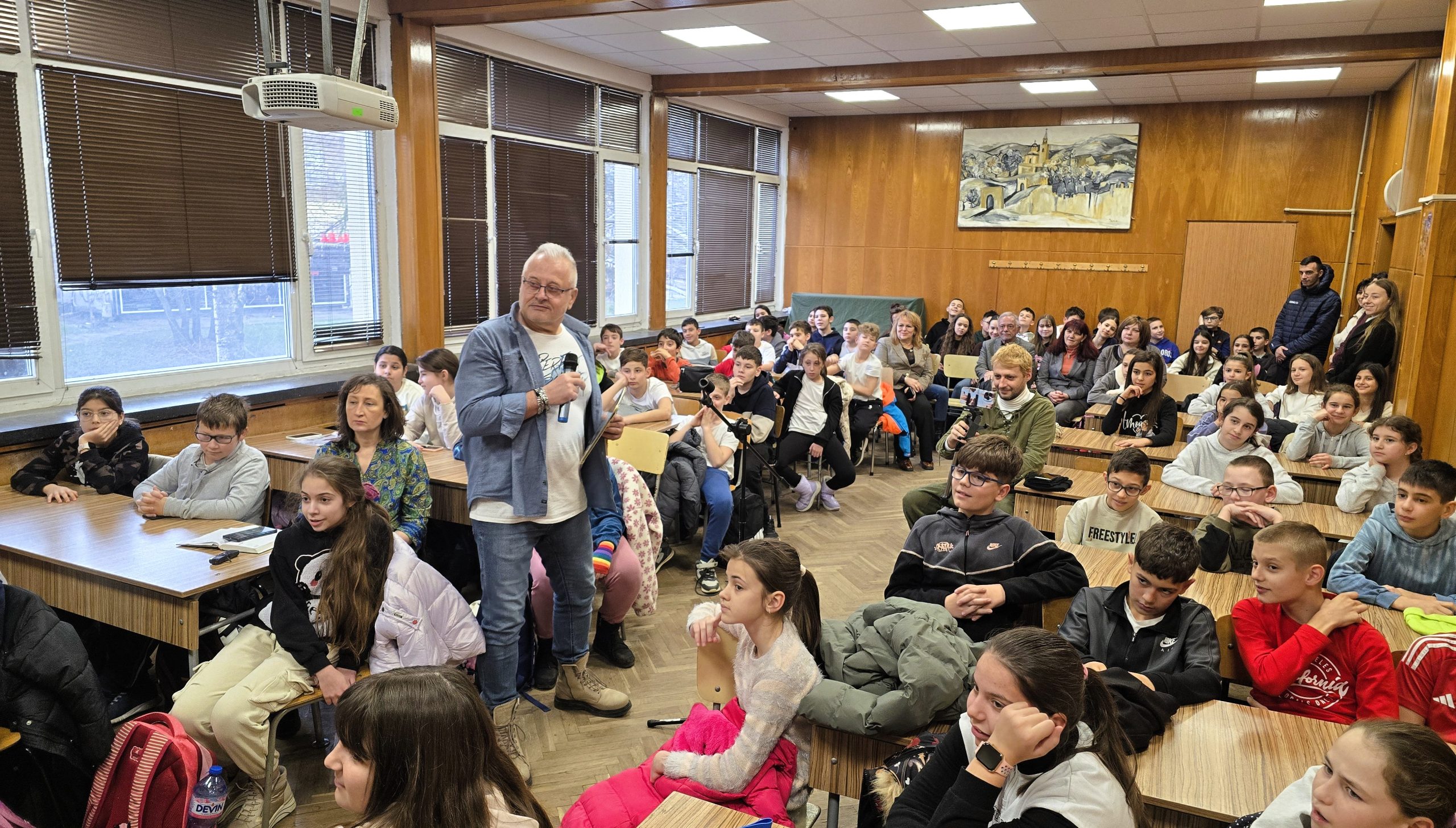 Забележителности | Историята на музиката и духовите инструменти оживя в ОУ „Св. Патриарх Евтимий“