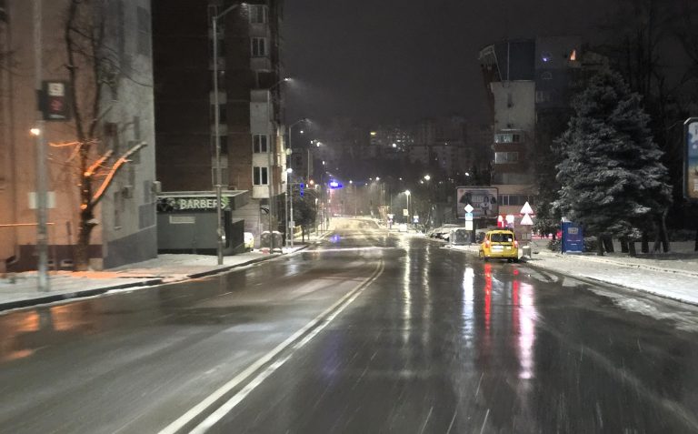 Забележителности | Главните улици във Велико Търново са изчистени, снегорините са из целия град