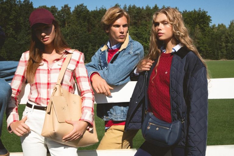 Забележителности | Как да носите мъжки боти до глезена с навити дънки и цветни чорапи