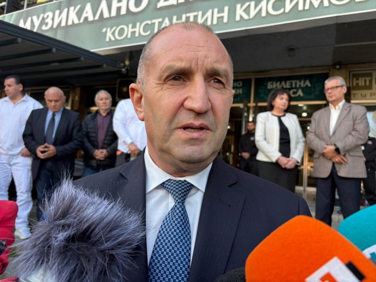 Забележителности | Екзитпол: 6 партии влизат в парламента, „Прогресивна България“ печели убедително изборите