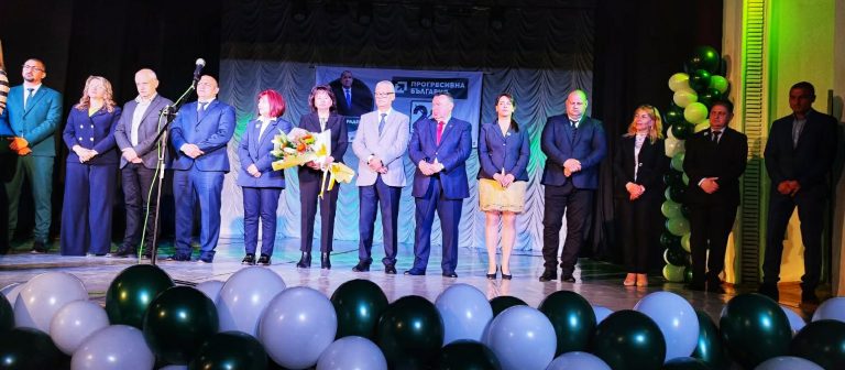 Пълна зала в Лясковец поиска от 