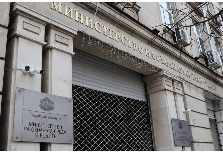 Забележителности | Областният управител обсъди структурната реформа и казуса „Кроношпан“ с министъра на околната среда и водите
