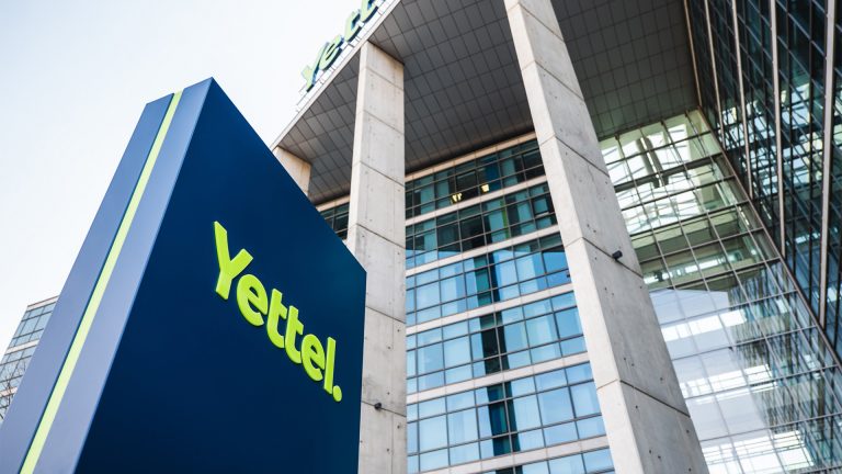Забележителности | Yettel отваря нови позиции за хора с увреждания в програмата „Рамо до рамо“