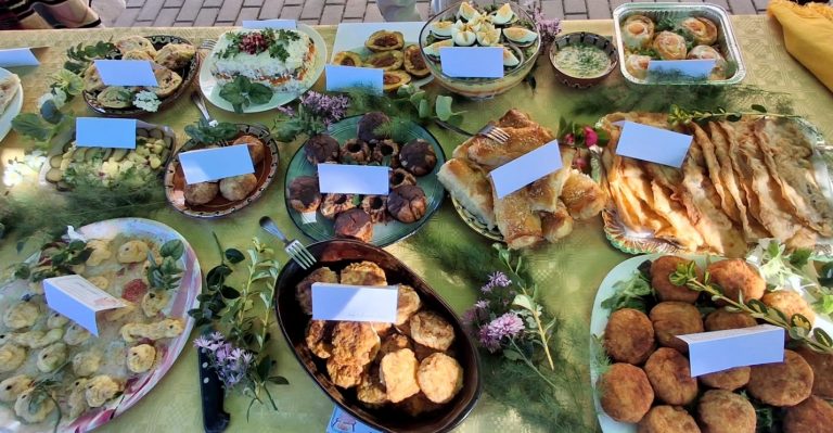 Забележителности | Кулинари сготвиха 100 картофени ястия в юбилейното издание на фестивала в Добри дял