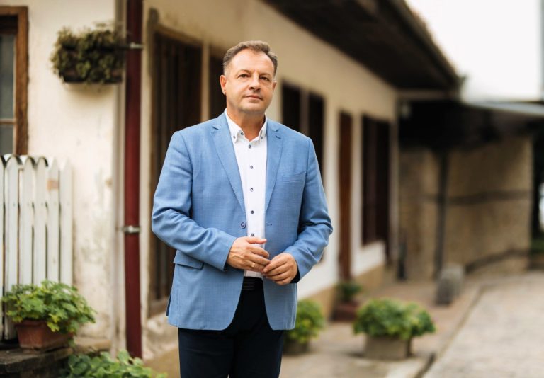 Забележителности | Даниел Панов в Деня на общината: „Местната власт е най-близо до хората и е пример за обединение“